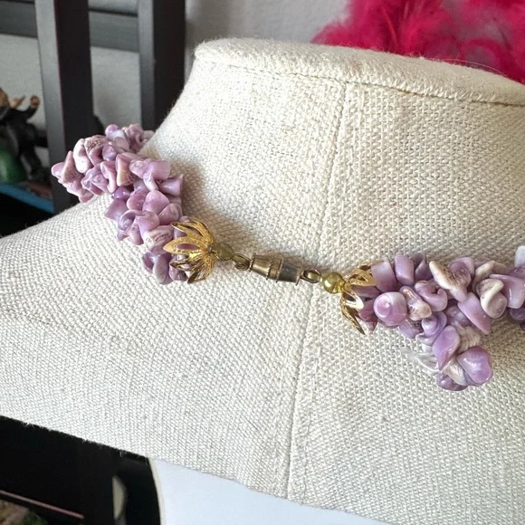 Chunky Purple Shell Choker Necklace - Picture 7 of 9